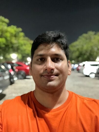 Apple iPhone 13 Pro Max Camera Sample - Front Selfie Low-Light Portrait Mode