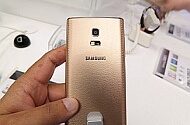 Samsung’s Tizen phone, the Samsung Z, shown off in gold