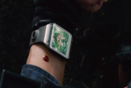 Original Galaxy Gear and other Samsung devices star in Jurassic World trailer