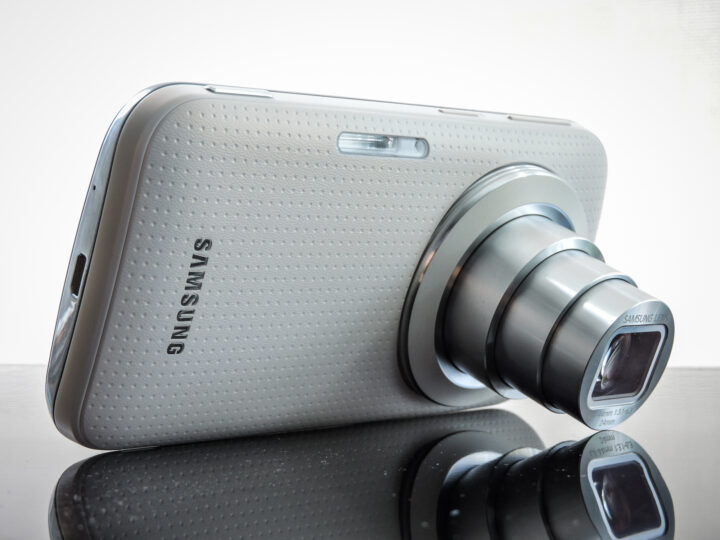 Samsung unveils Galaxy K zoom with 20.7MP camera