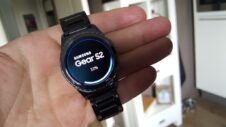 Some Gear S2 owners are experiencing issues with email notifications after installing the latest Gear Manager update