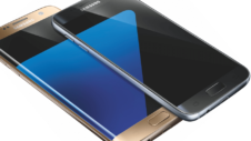 [Updated: Image of the S7 from the side] The Galaxy S7 might just have leaked in the flesh