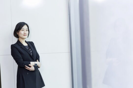 Interview_HongYoojin_Main_5