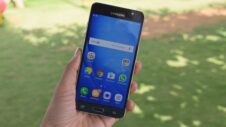 Galaxy J7 (2016) receives April security patch in India