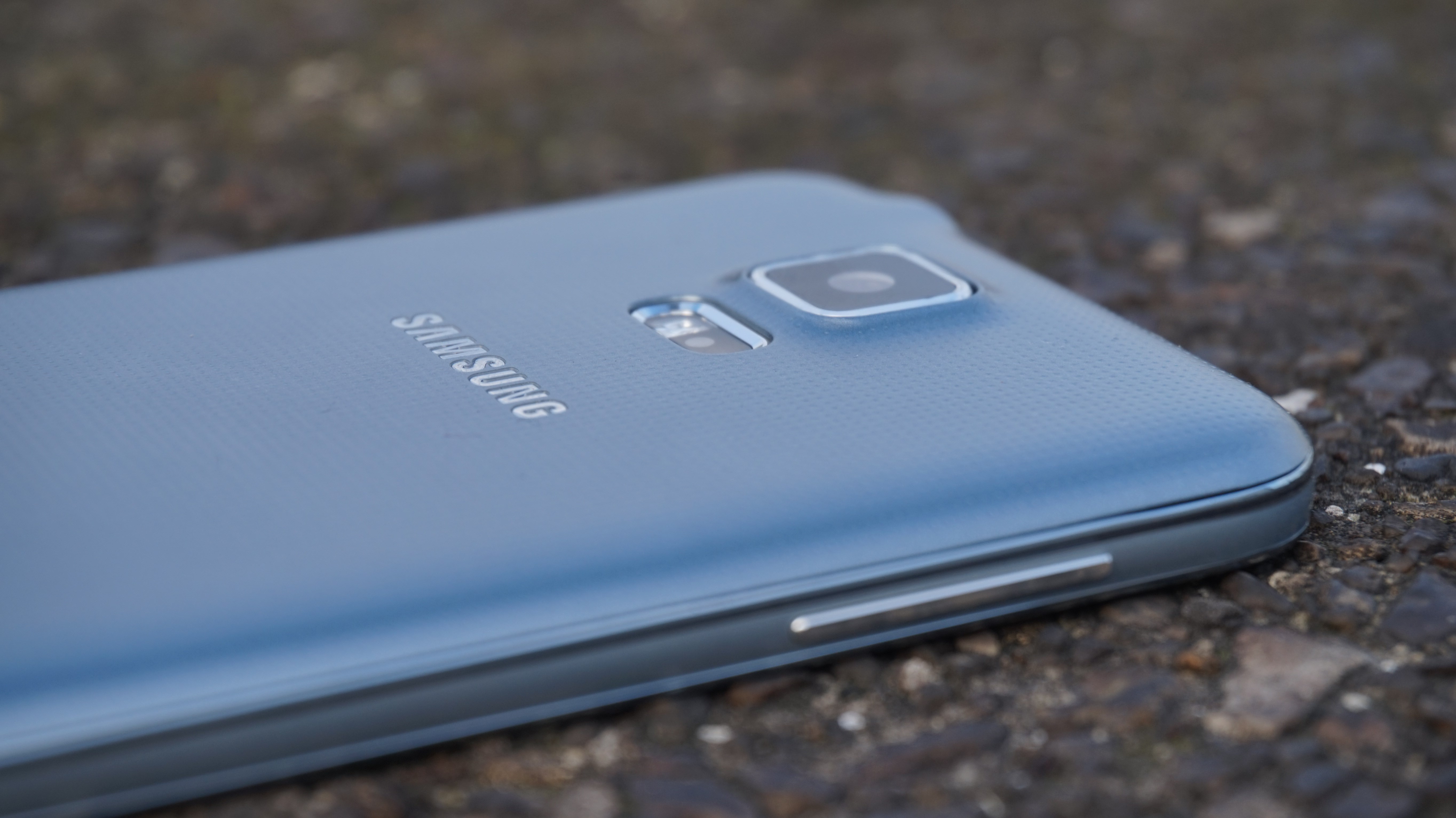 ترسل Samsung تحديثات إلى 500 مليون هواتف أولية