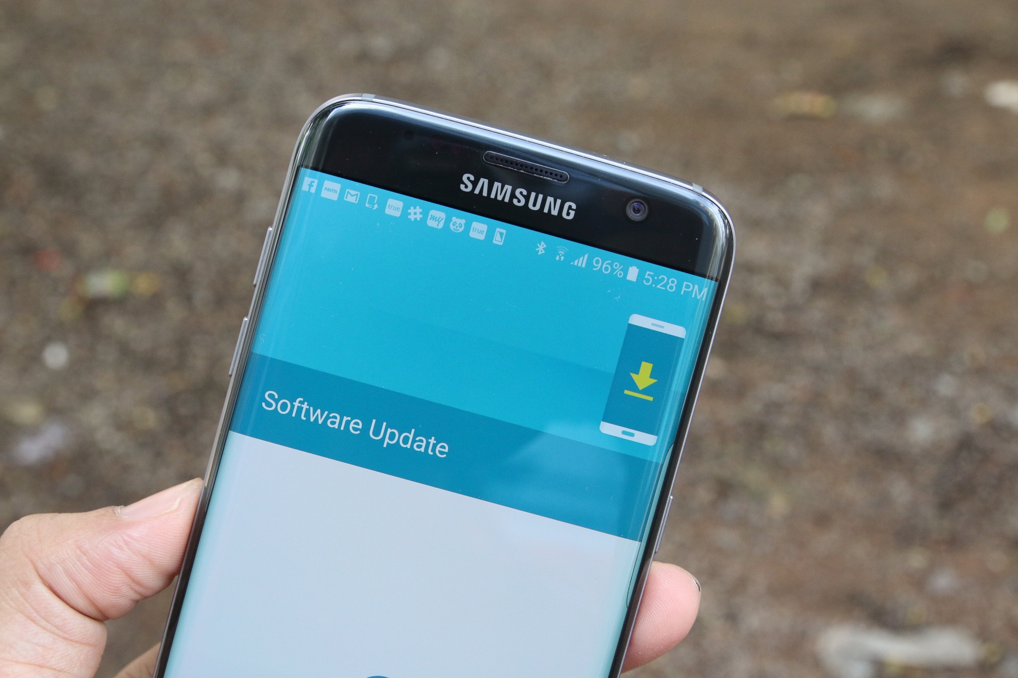 Image result for Samsung rolling out the August security patch for Galaxy S7 edge