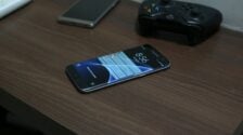 Not alone: the Galaxy S7 and Galaxy S7 edge, along with the LG G5, have a notification shade shortcut