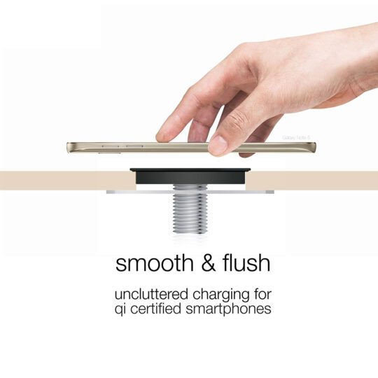 zens-built-in-wireless-charger-for-consumers-zebi01b00-side-phone