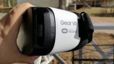Samsung reveals details about two new virtual reality headsets