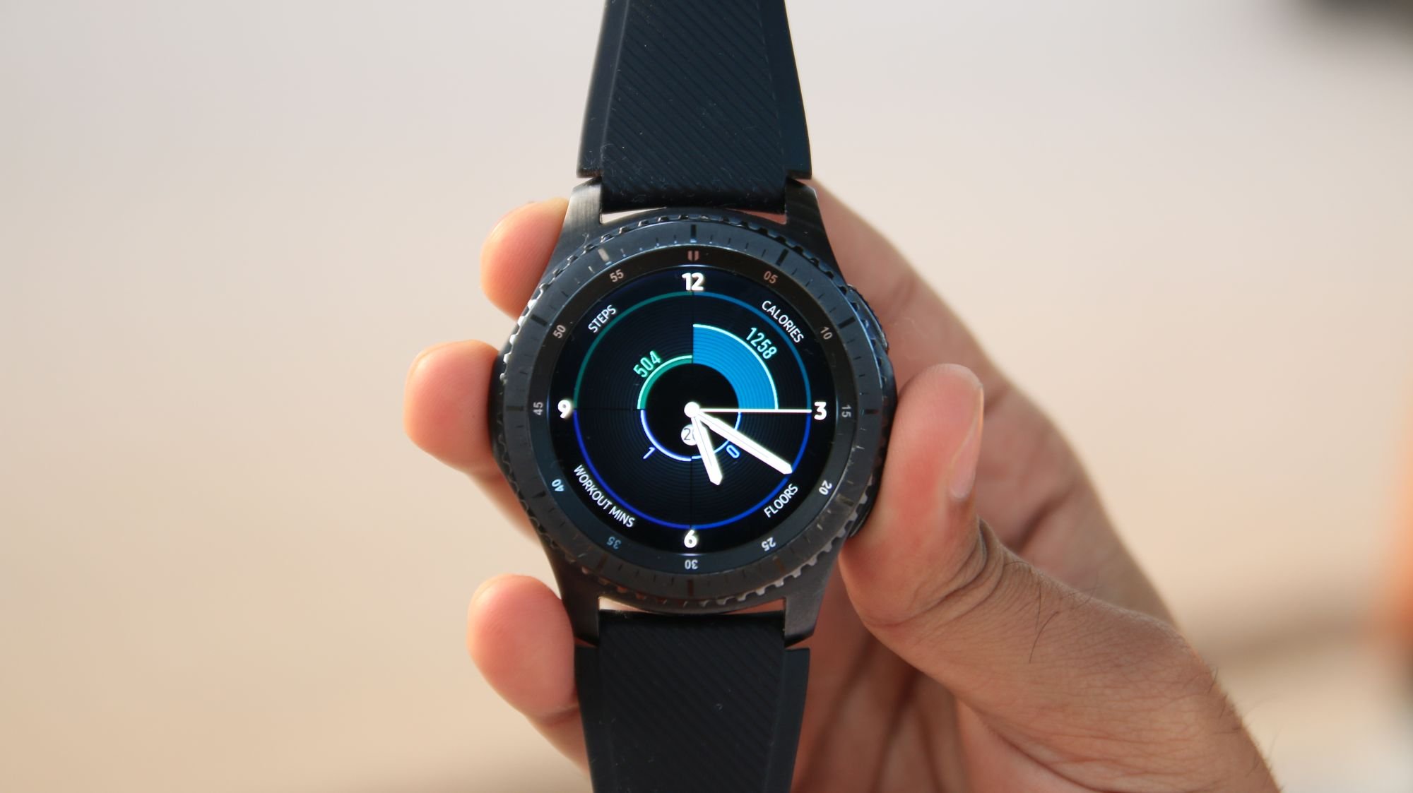 Samsung Gear S3 Frontier review: Outclassing most smartwatches in 
