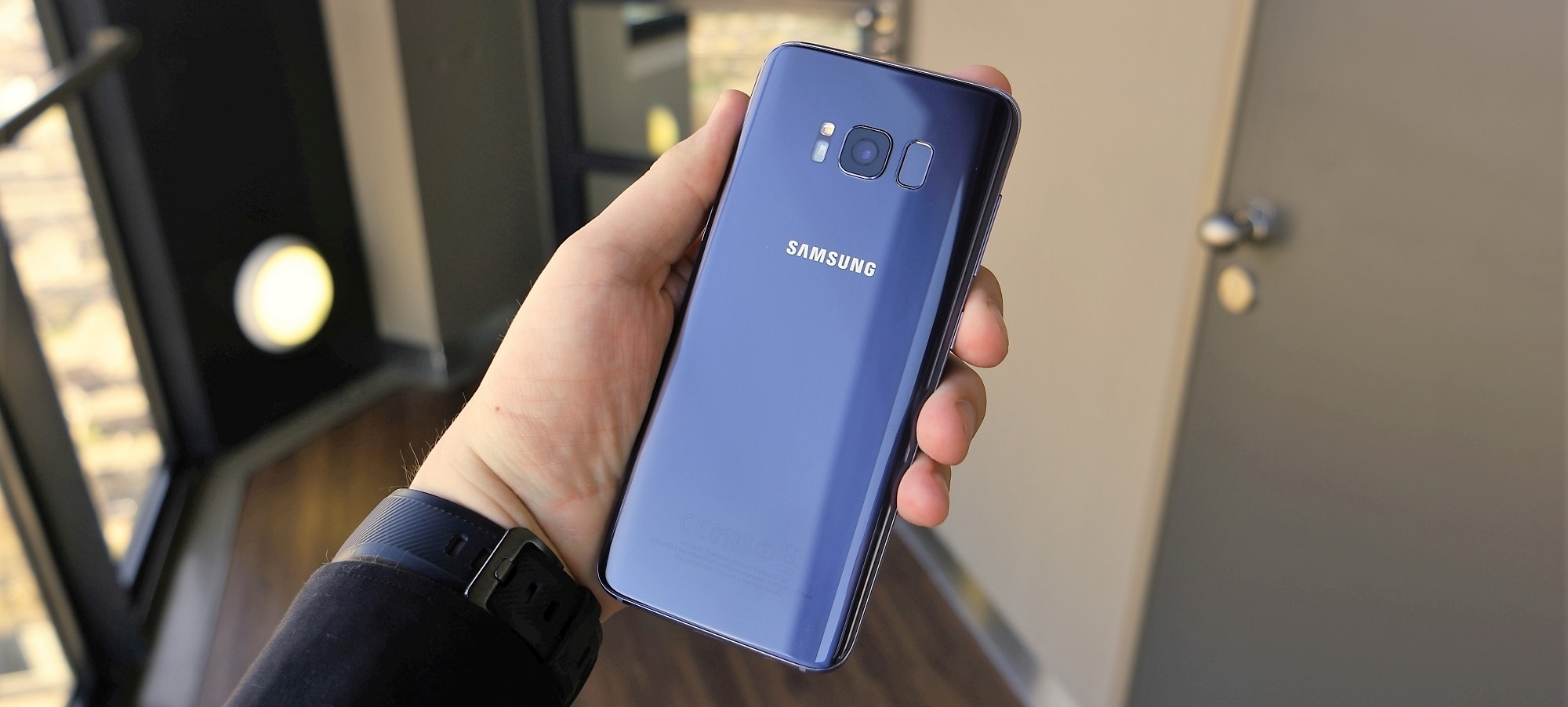 Samsung Galaxy s8 синий