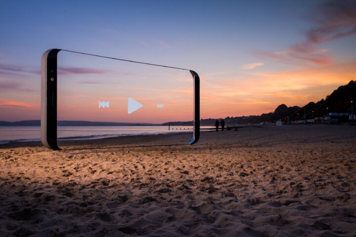 galaxy-s8-sculpture-5