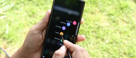 April 2018 security patch update now hitting the Galaxy Note 8