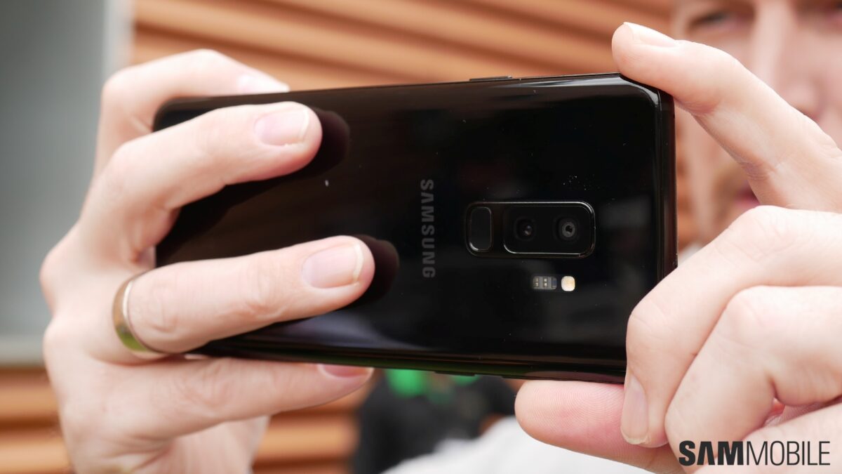 Watch the Samsung Galaxy S9 camera 