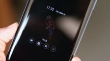 Always On Display update brings GIF support for the Galaxy S8 and Note 8