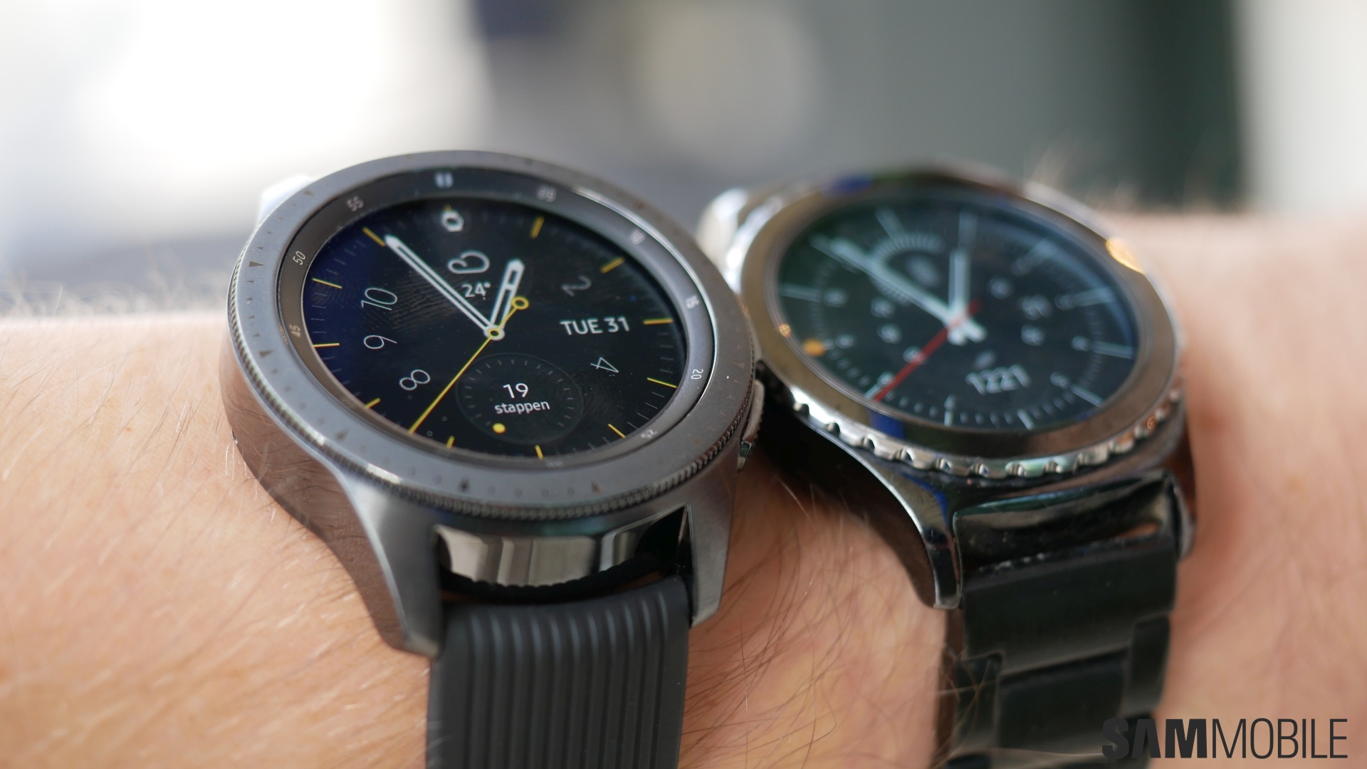 samsung gear s2 classic size mm