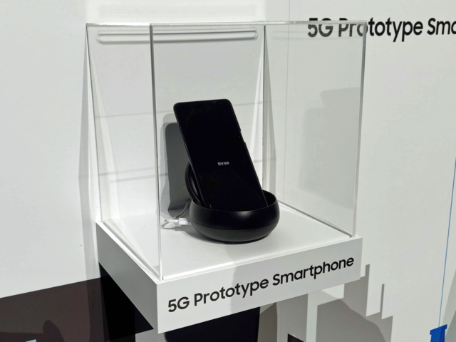 Prototype 5G Samsung phone was on display at CES 2019