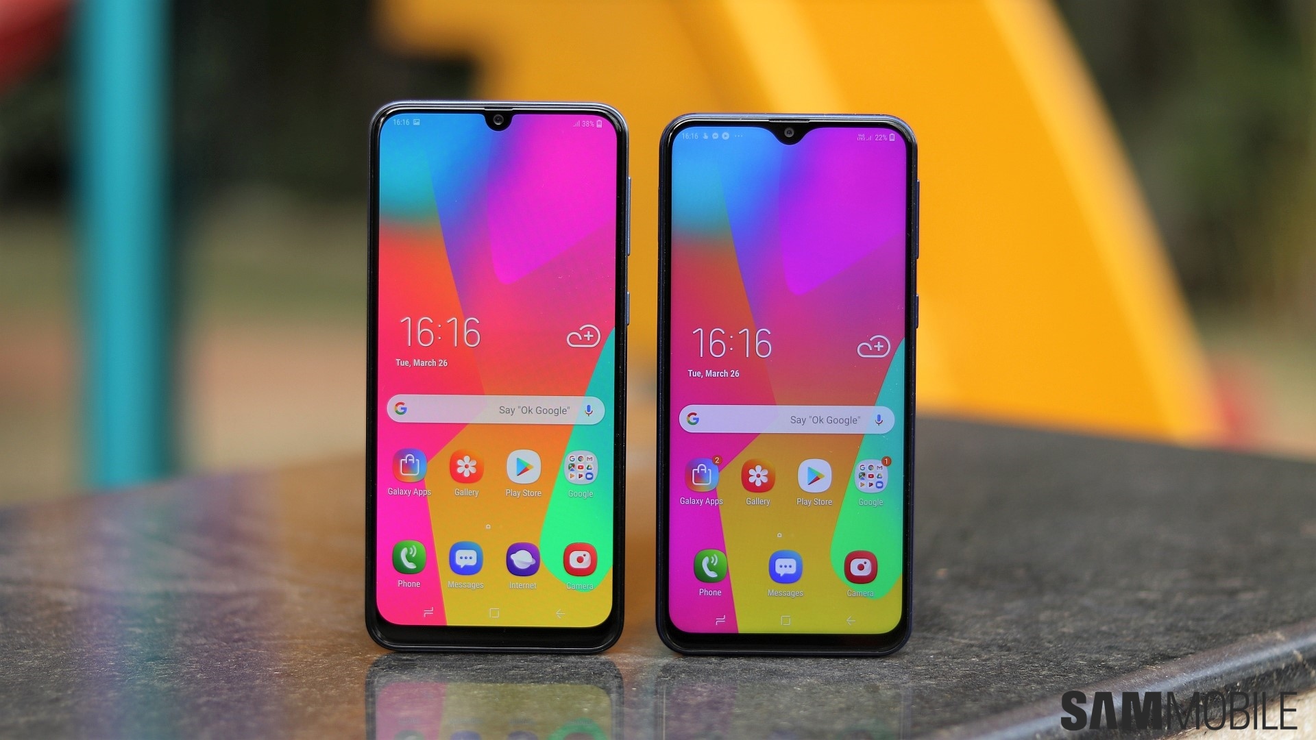 Download the official Galaxy M10 and Galaxy M20 wallpapers now! - SamMobile