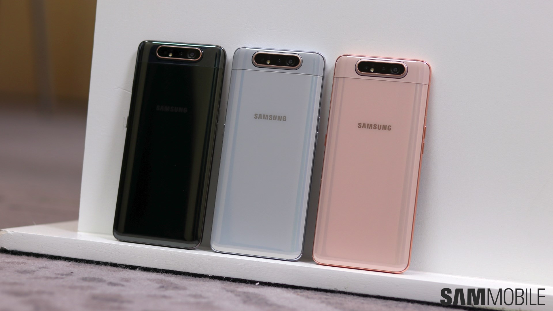 Samsung с выдвижной камерой Galaxy a80