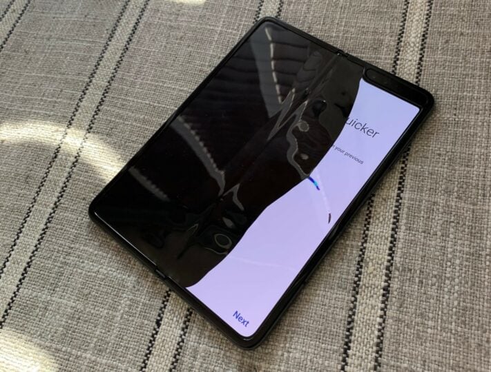 Samsung Galaxy Fold Big Problems