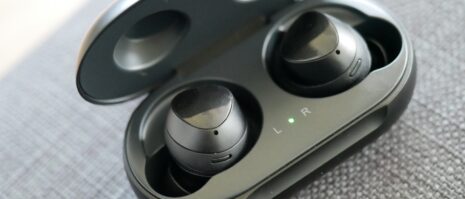 Daily Deal: 17% off the Samsung Galaxy Buds