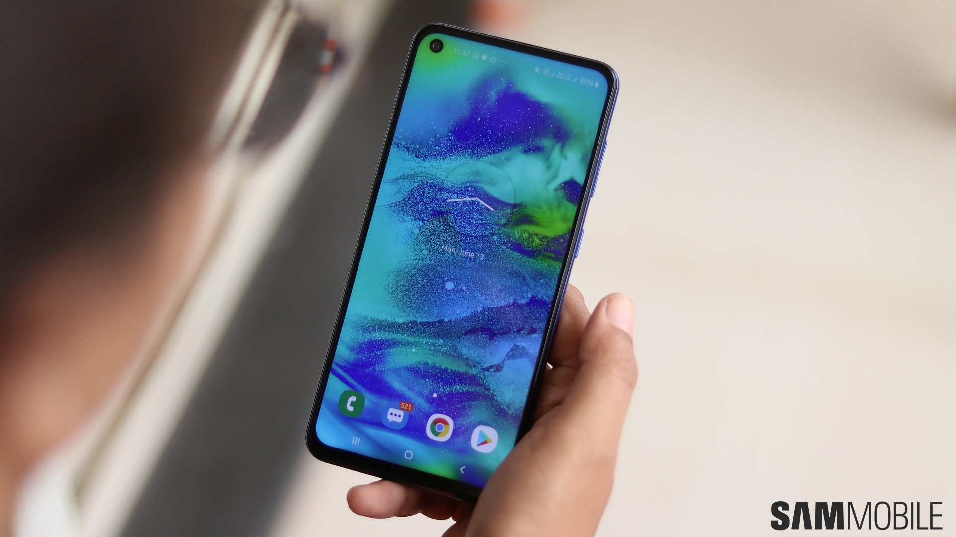 Samsung Galaxy M40 starts getting the Android 11 update - SamMobile