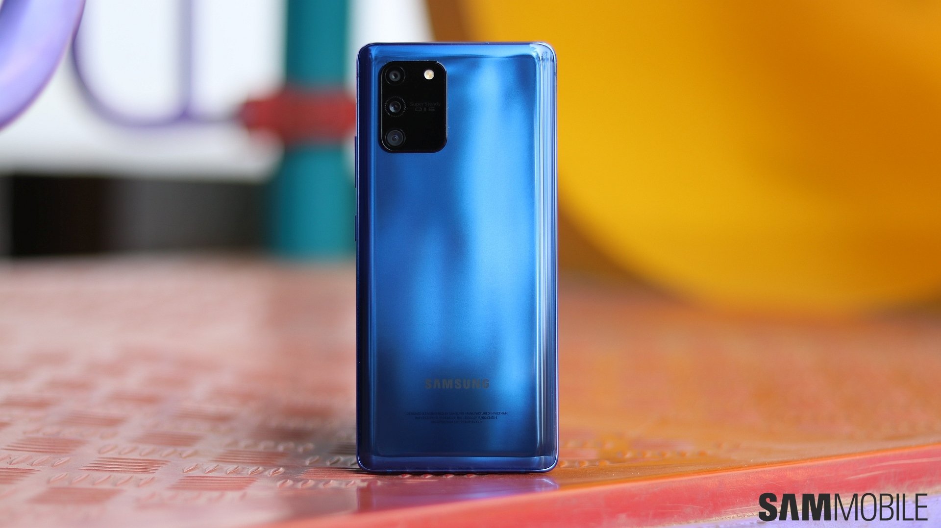 Galaxy S10 Lite picks up May 2023 security update