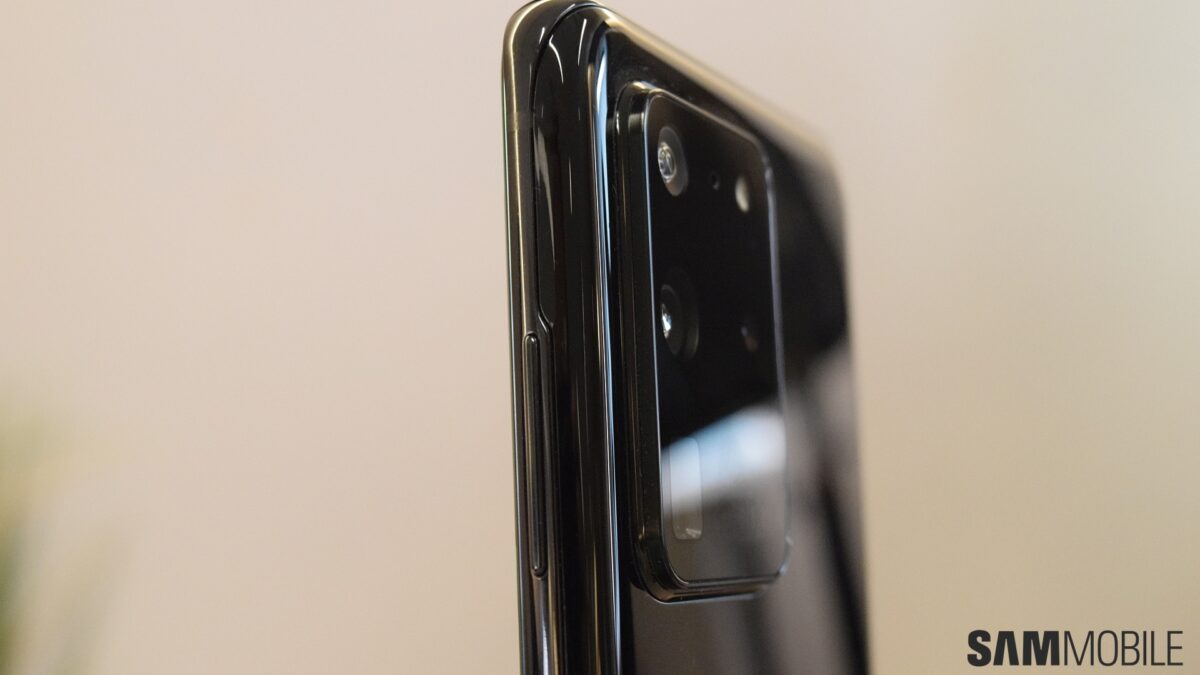 Samsung Galaxy S20 Ultra materials bill costs 528, cameras cost 1/5