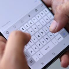 Galaxy AI: Use Samsung Keyboard to type casually… or like a pro