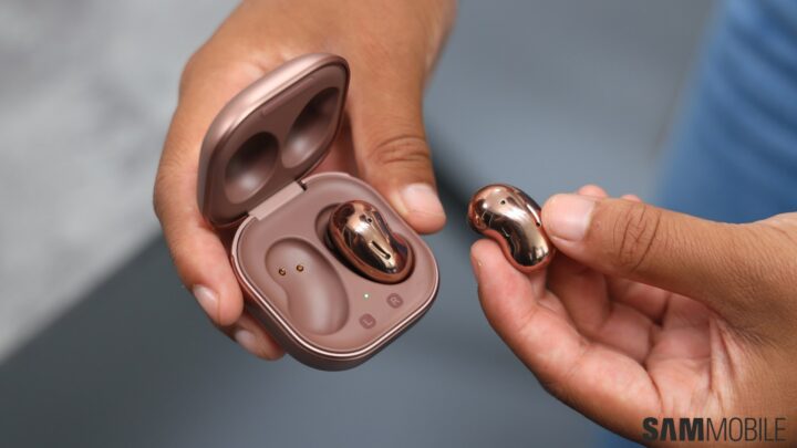 Galaxy Buds Live rated as cleverly made 