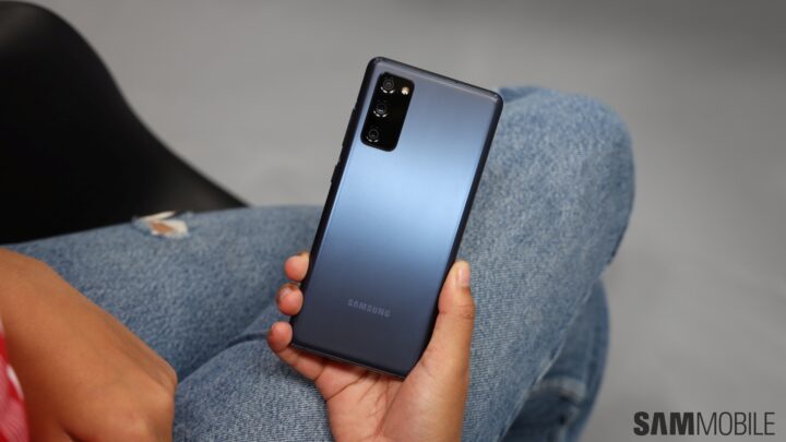 Das entsperrte Modell des Samsung Galaxy S20 FE 5G erhält in den USA das Sicherheitsupdate vom Juni 2022