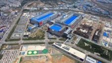 Samsung expanding chip production capacity by importing equipment from ASML