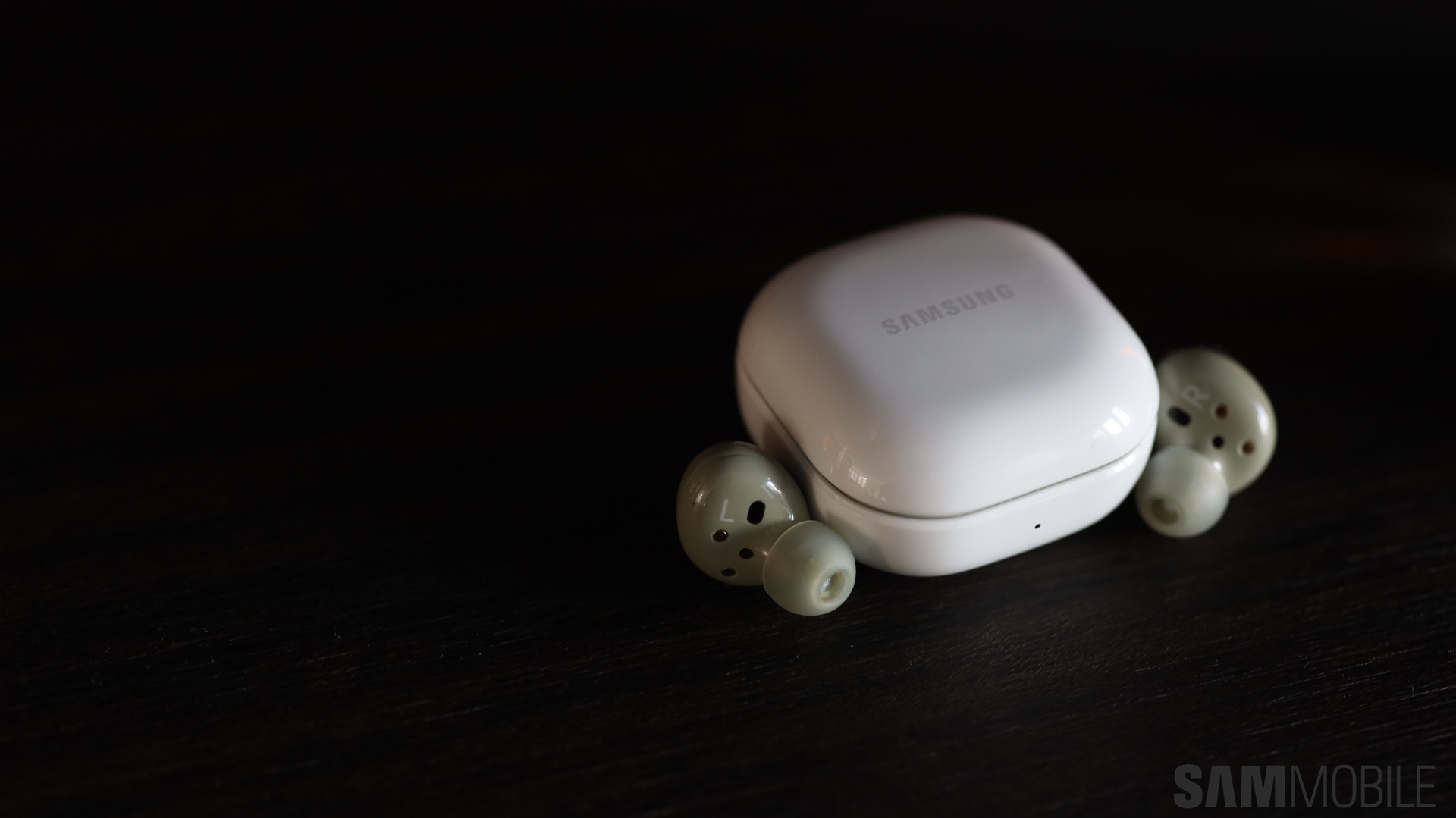 SamMobile Hints at Samsung's Launch into Hearing Aid Market