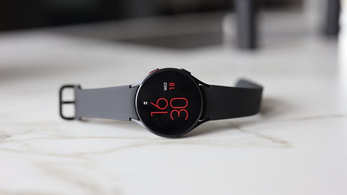 Galaxy Watch 4 facing battery drain 