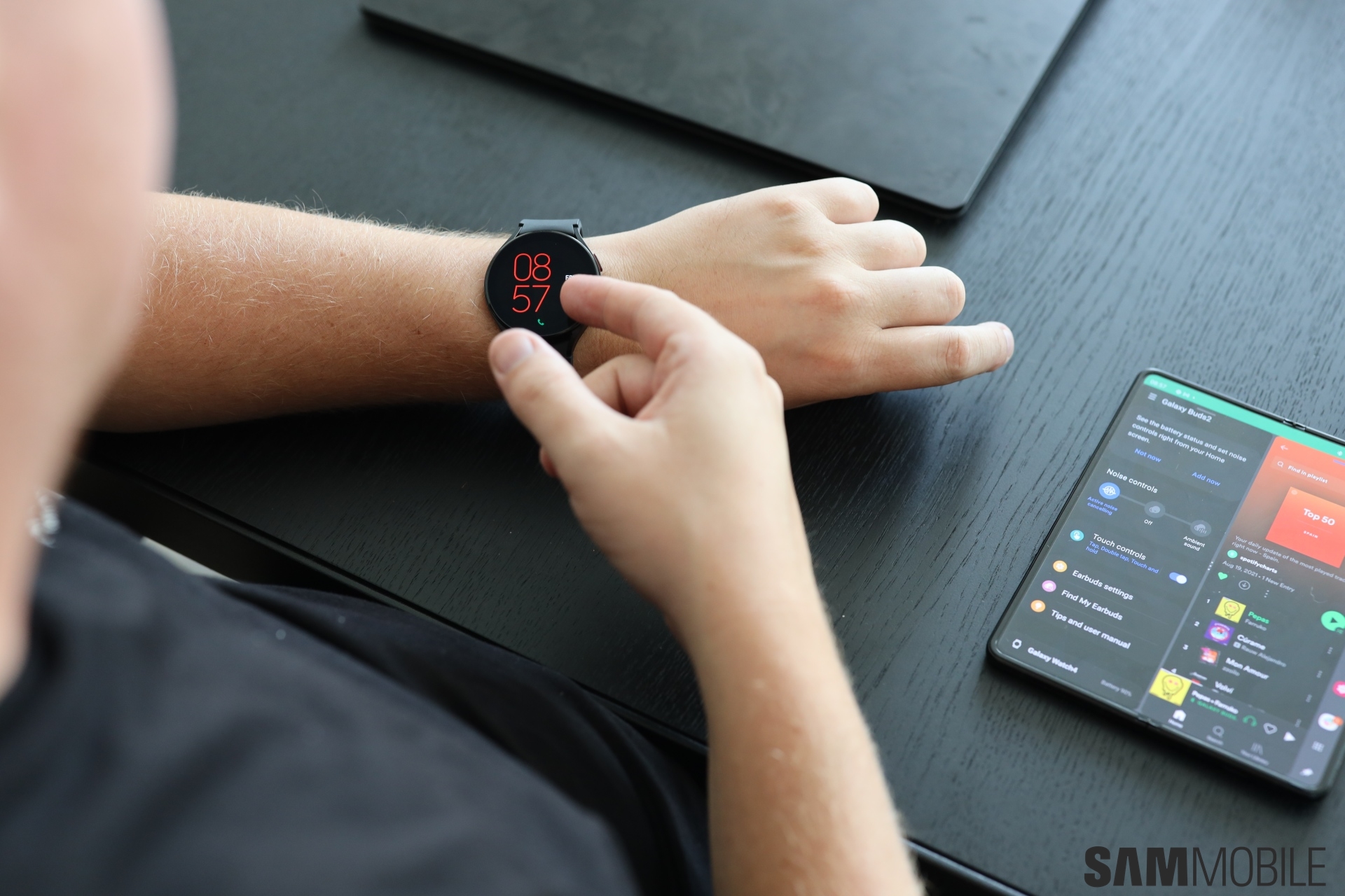 Galaxy Watch 4 review: Samsung reinvents the Android smartwatch - SamMobile