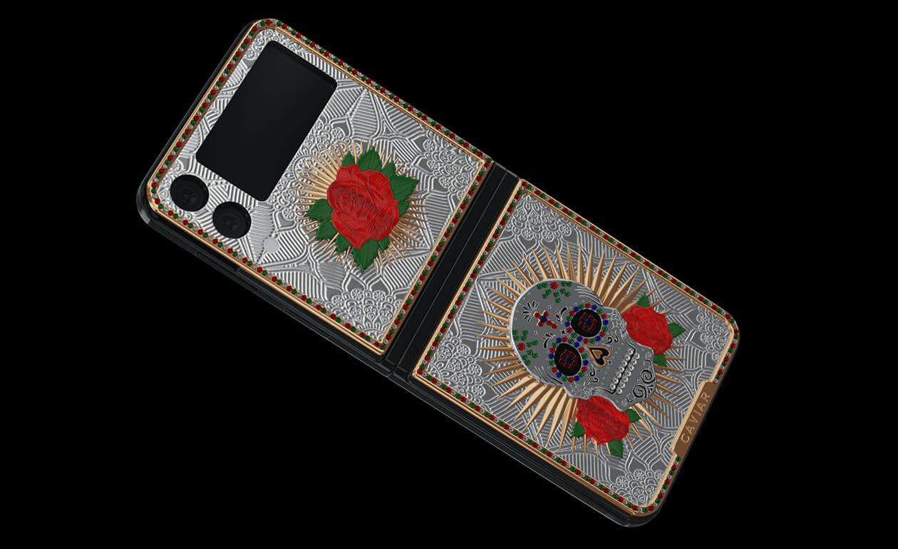 Z Flip 3 Gucci Limited Edition - Samsung Members