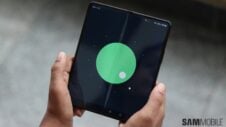 Surface Duo Android 11 update mess shows why Samsung is the foldable king