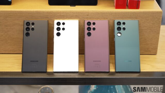 Samsung Galaxy smartphones in Russia are almost nowhere to be found