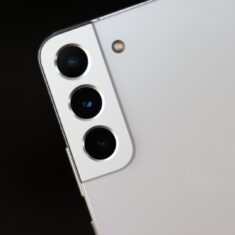 There is a practical use to your Galaxy S22’s thick camera frame