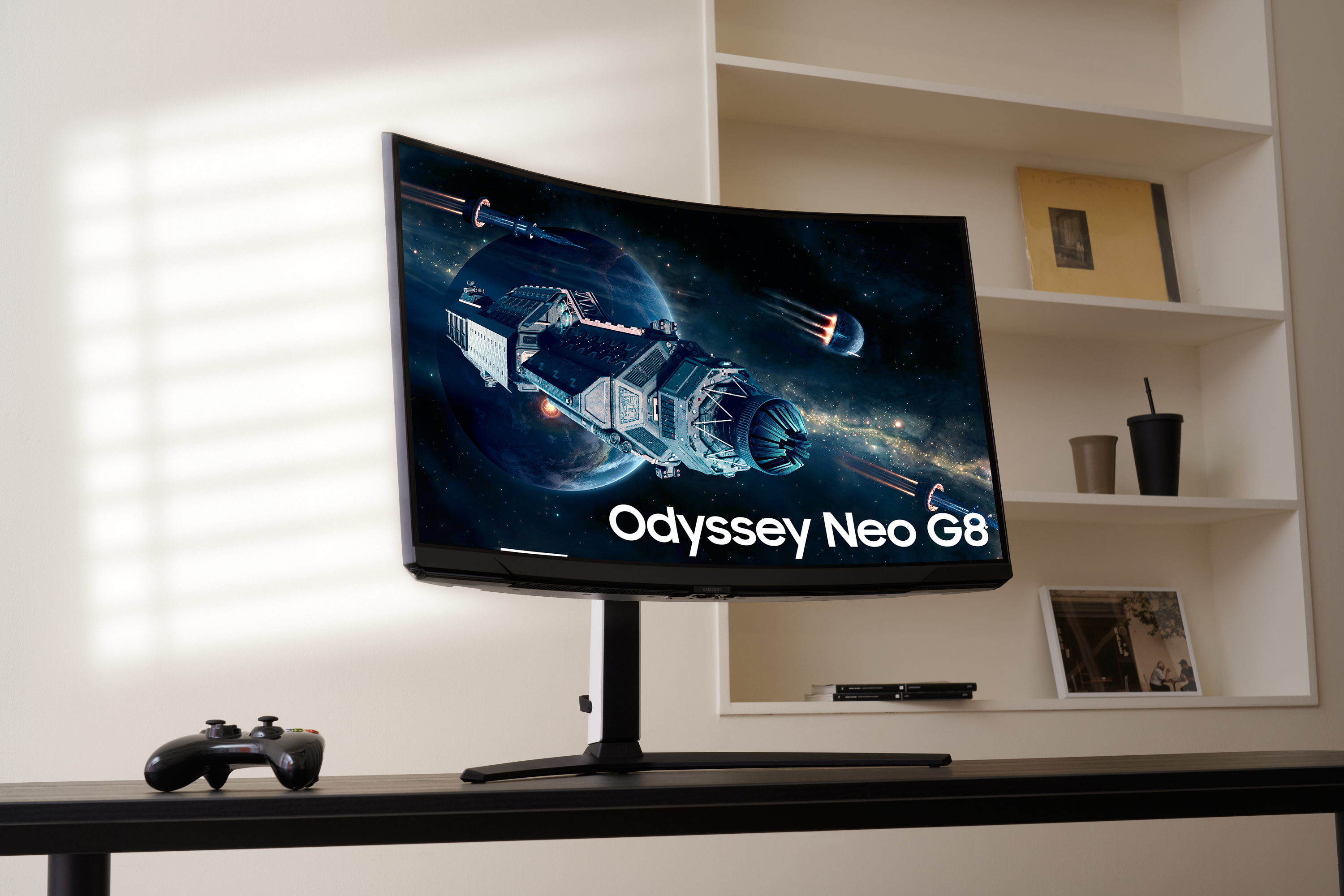 Мониторы odyssey. Монитор Samsung Odyssey Neo g8. Монитор Odyssey Neo g8. Монитор игровой Samsung Odyssey Neo g8. Samsung Odyssey g8.