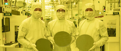 Samsung Foundry 3nm Semiconductor Chip Wafer Michael Jeong, Ja-Hum Ku, Sang Bom Kang