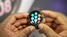 Samsung pushes bug-fixing update to Galaxy Watch’s Voice Recorder