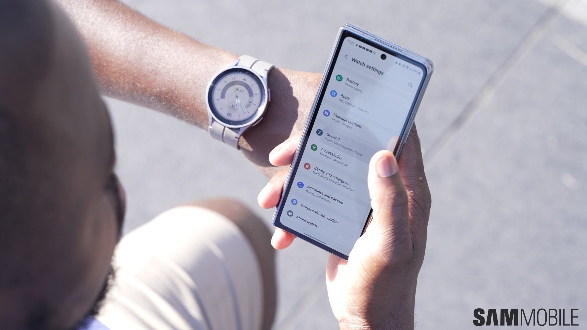 SAMSUNG Galaxy Watch 5 40mm SM-R905N Smartwatch LTE Version - Tracking