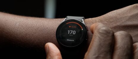 Galaxy Watch 5 gets blood pressure and ECG features in the Philippines