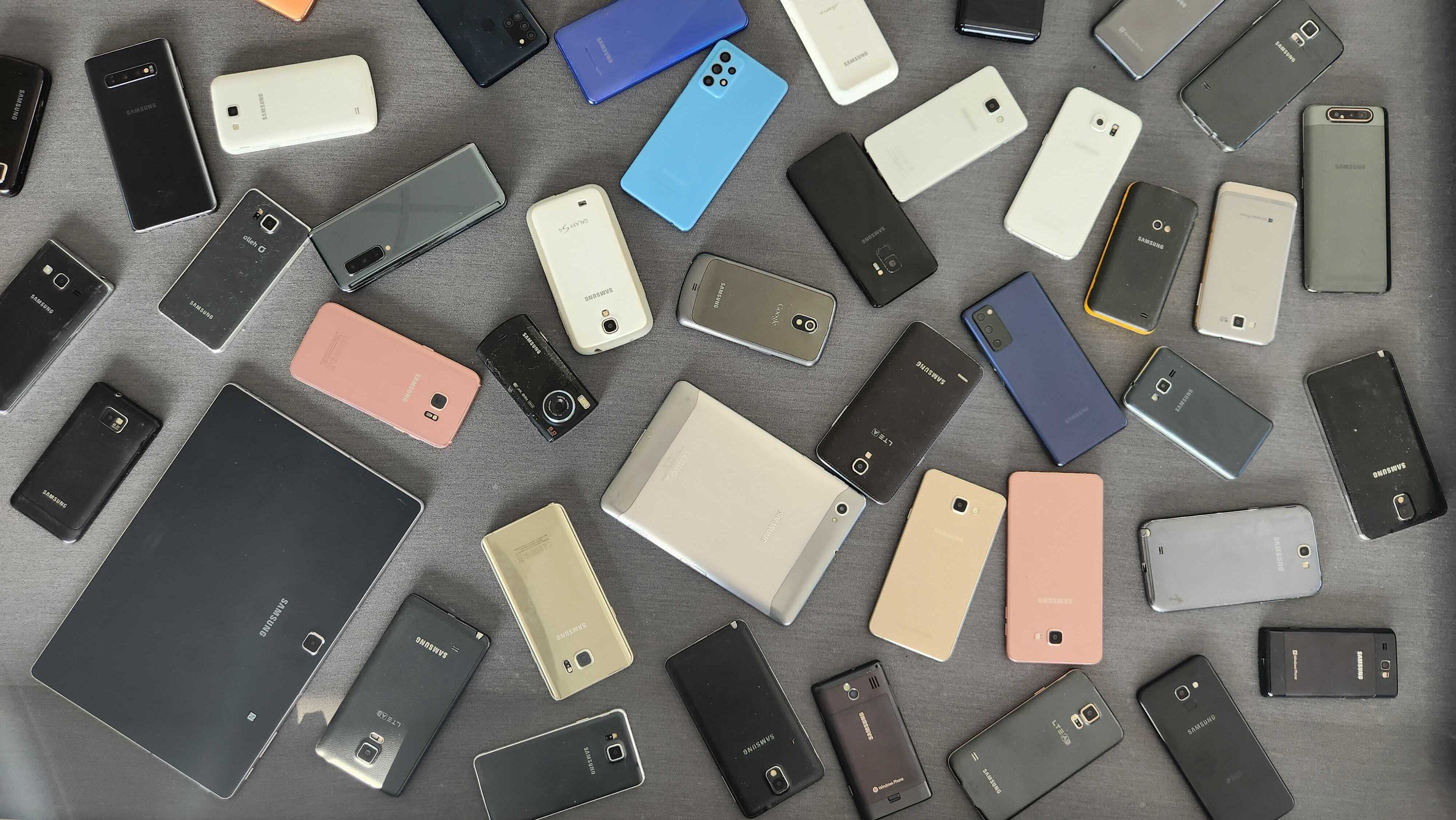 We Checked Over 100 Old Samsung Phones And Found No Swollen Batteries Sammobile