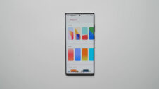 Samsung phones get Galaxy Buds lock screen widget with April 2023 update