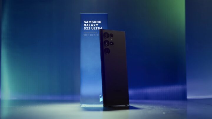 Samsung Galaxy S22 Ultra vince il premio Best Big Phone 2022 di MKBHD
