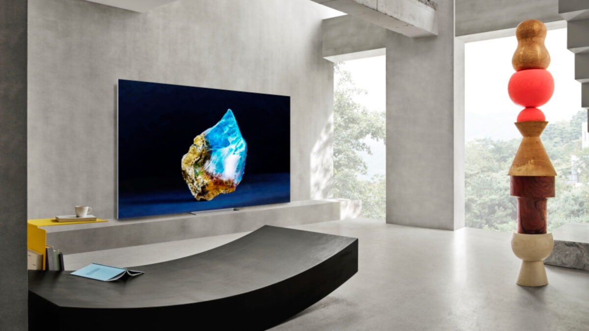 Hands-on with Samsung's 140-inch Micro LED TV at CES 2023 - SamMobile