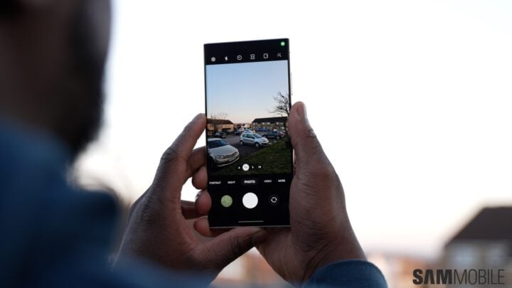 Samsung може да коригира забавянето на затвора на камерата на телефоните Galaxy с нова технология