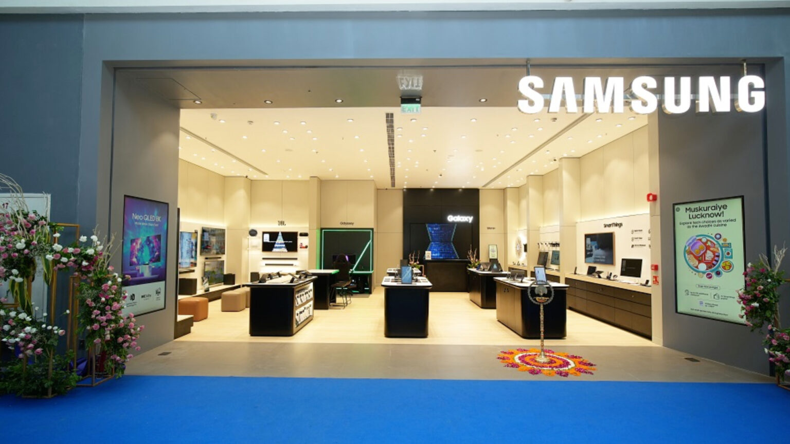 Samsung Premium Experience Store opened at Lulu Mall in Lucknow, India